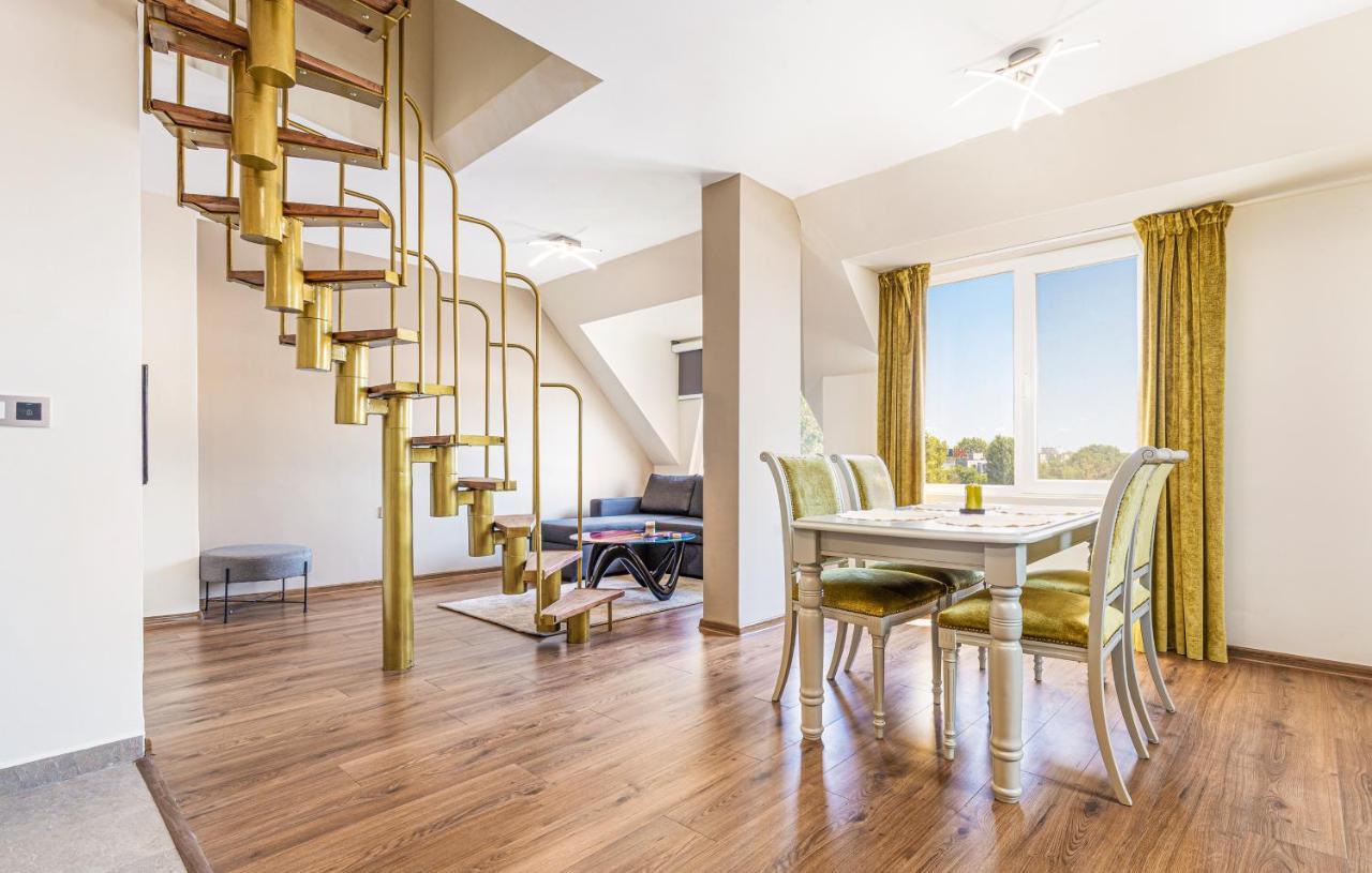 Fancy 1Bd Penthouse With Terrace Near The Centre By Flat Mаnager Apartment Plovdiv Ngoại thất bức ảnh